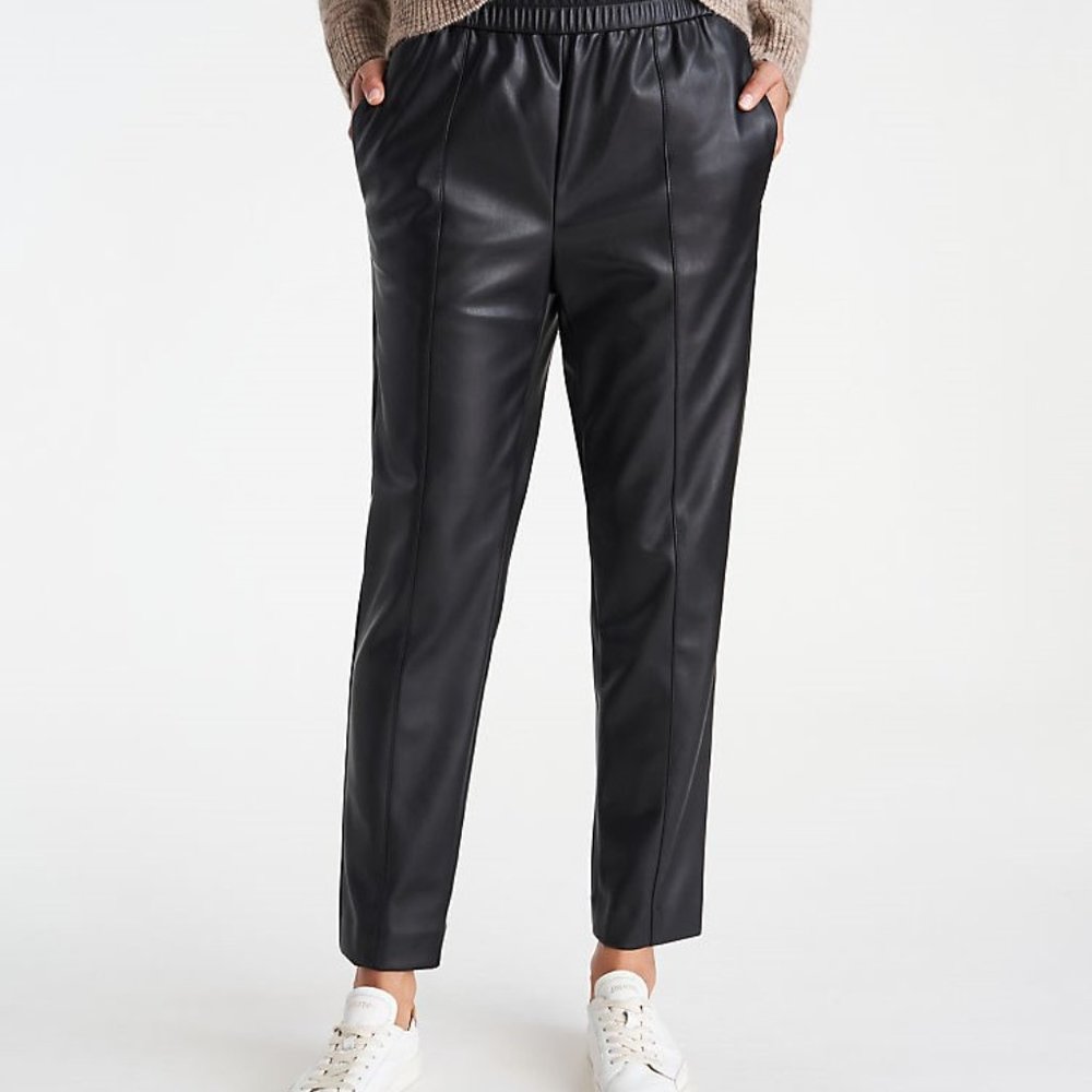Ann Taylor The Faux Leather Pull On Ankle Pant
